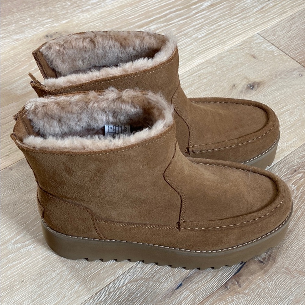 Ugg Chukka Boot Platform - image 1